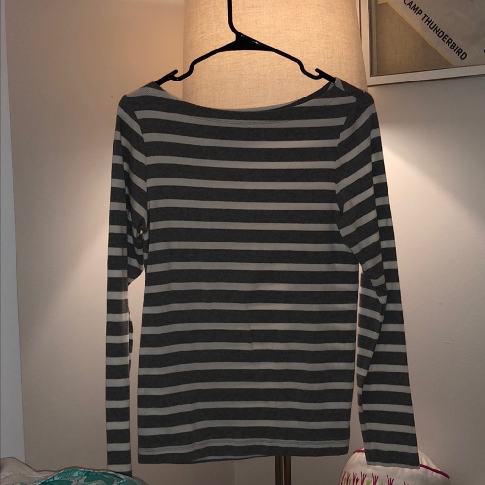 gap sweater